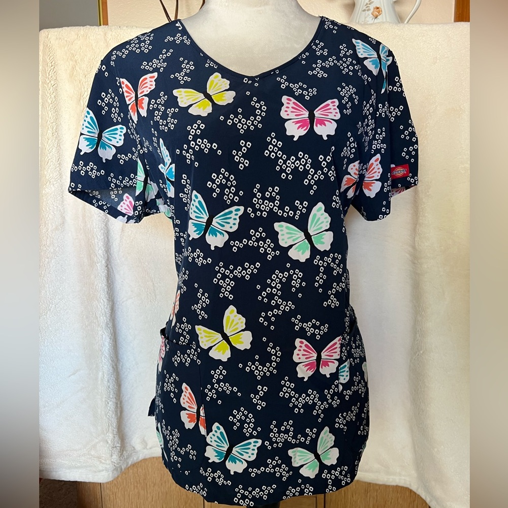 Dickies Butterfly Scrub Top